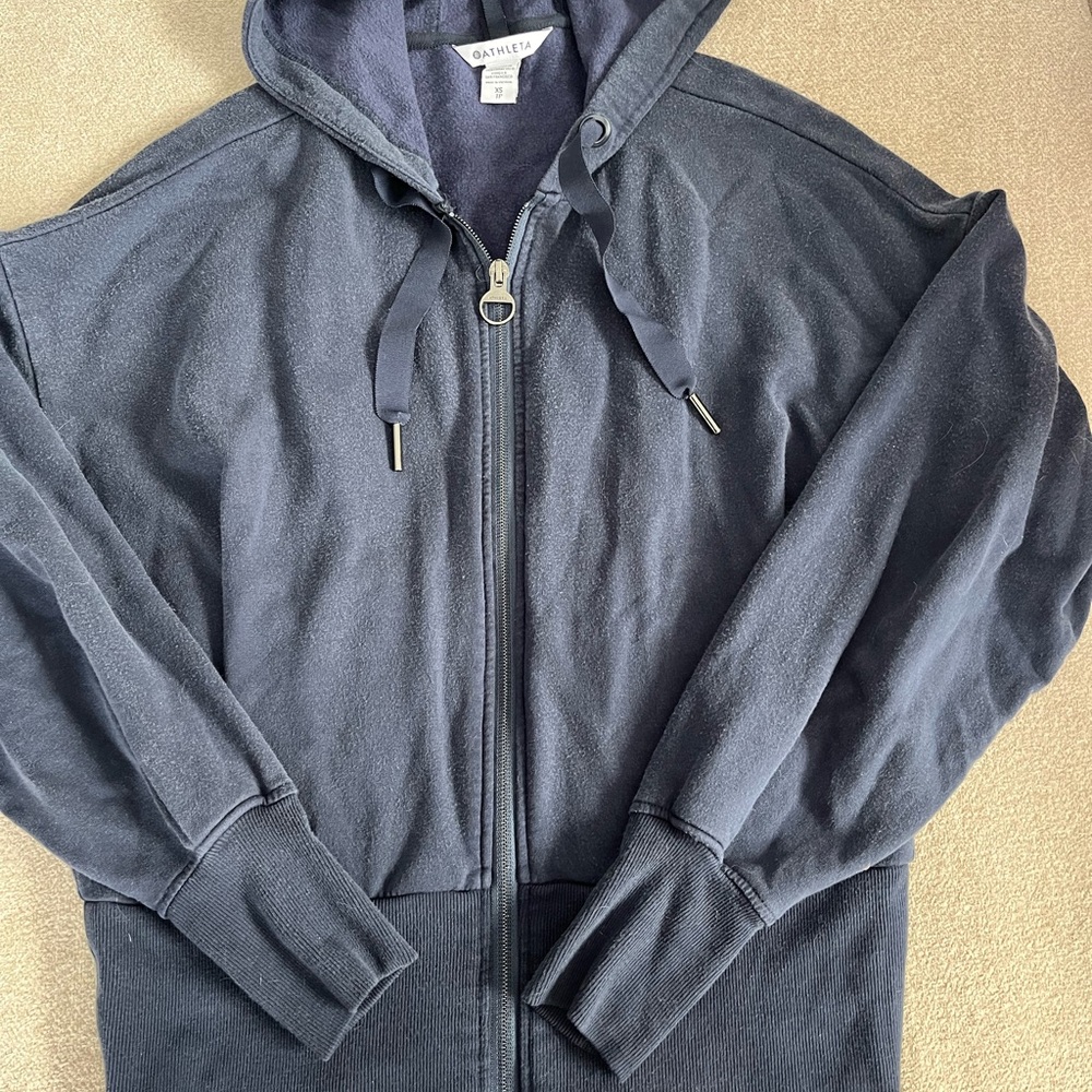 Women’s Athleta zip up hoodie